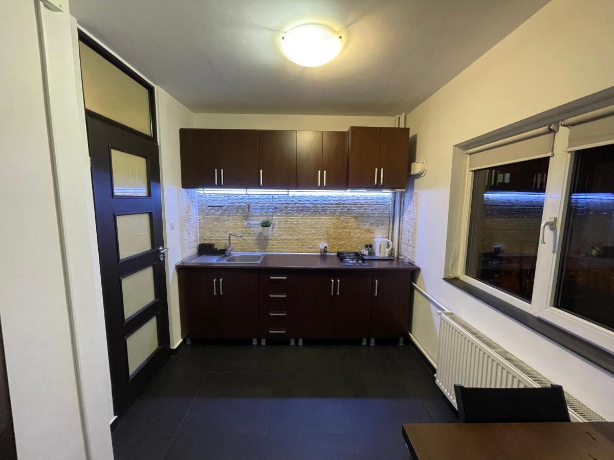 Sunset Luxury Apartment Near Unirii Square بوخارست المظهر الخارجي الصورة