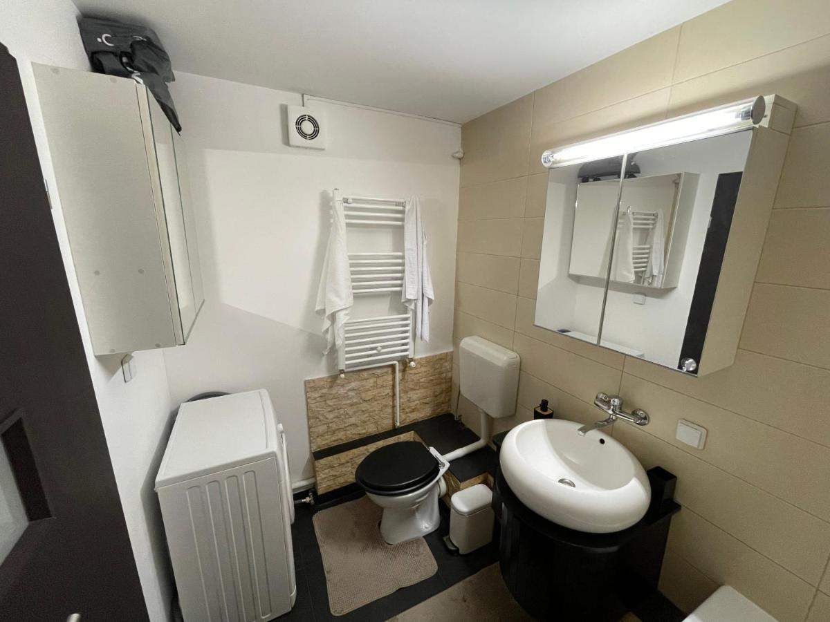Sunset Luxury Apartment Near Unirii Square بوخارست المظهر الخارجي الصورة